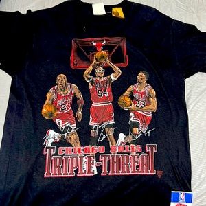 Vintage triple threat Chicago bulls